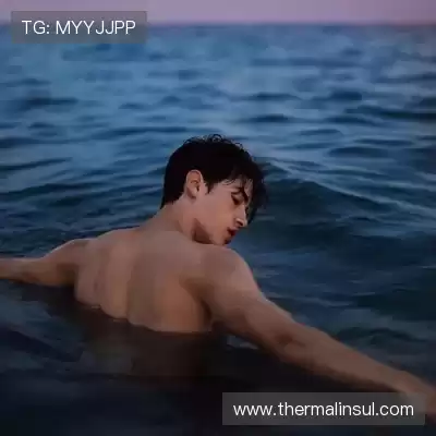 侯跃雯